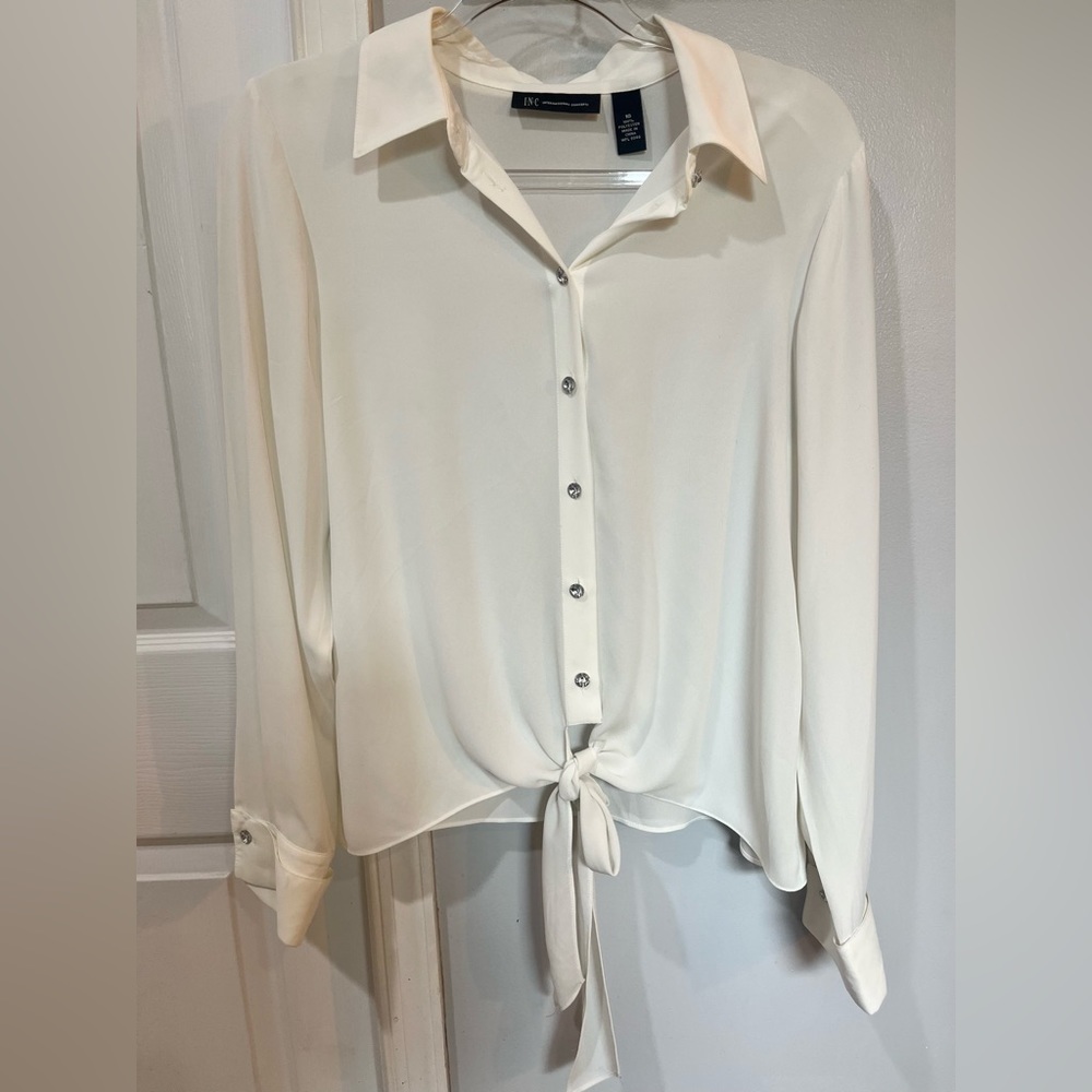 Women’s Blouse